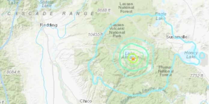 earthquake shakes Northern California